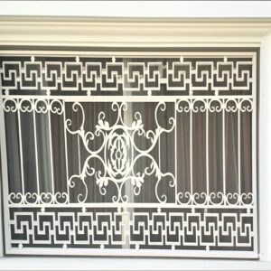 حفاظ پنجره ورساچه در شیراز