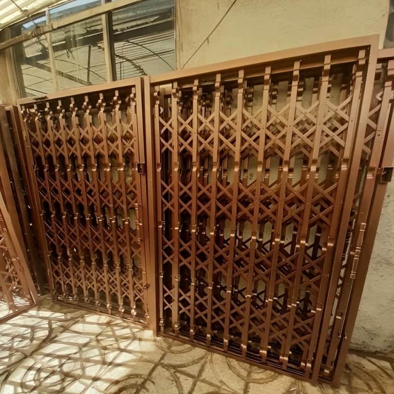 عکس و مشخصات درب حفاظ آکاردئونی در شیراز