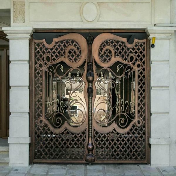 درب پارکینگ فرفورژه فلزی در شیراز
