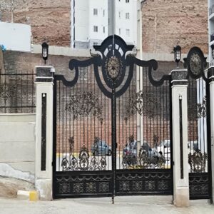 درب فلزی لادن در شیراز