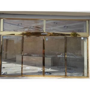 بررسی قیمت درب اتوماتیک شیشه ای منحنی در شیراز
