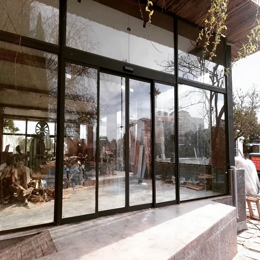چشمی درب اتوماتیک شیشه ای شیراز با برد تشخیص گسترده چشمی درب اتوماتیک شیشه ای شیراز با برد تشخیص گسترده