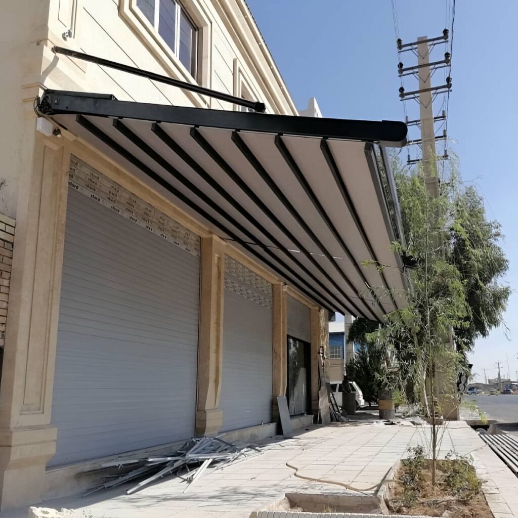سقف برقی سفارشی شیراز با طراحی متناسب با ابعاد محل