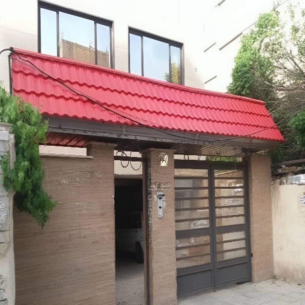 آردواز دکوراتیو شیراز با فرم مدرن برای ورودی ساختمان