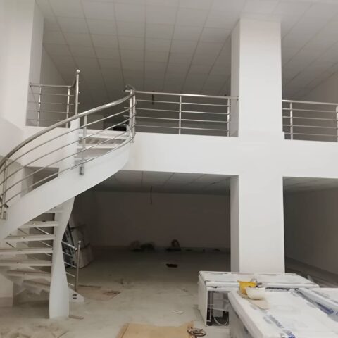 نرده استیل مدرن تراس در شیراز