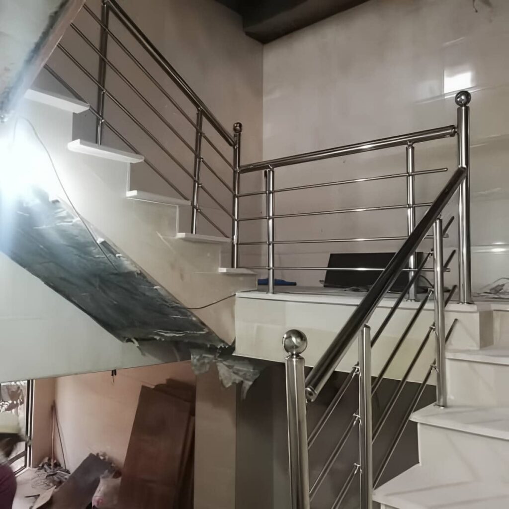 مشاوره انتخاب نرده استیل در شیراز