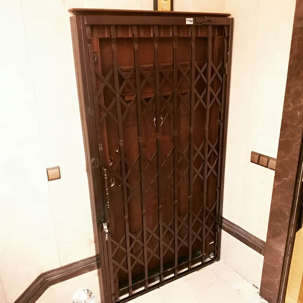 خرید حفاظ آکاردئونی آهنی سه لوزی با تسمه متعادل در شیراز خرید حفاظ آکاردئونی آهنی سه لوزی با تسمه متعادل در شیراز