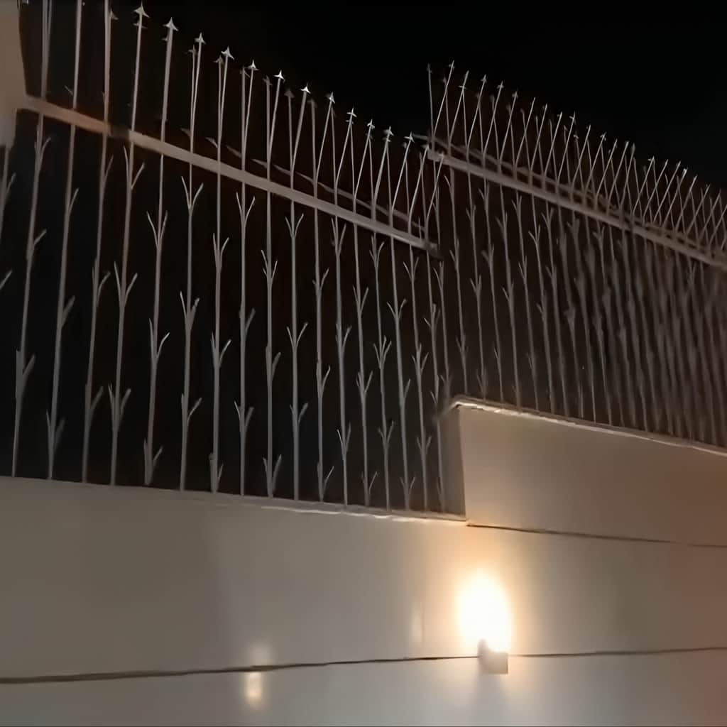 نصب حفاظ دیوار ردیفی با پایه مناسب در شیراز