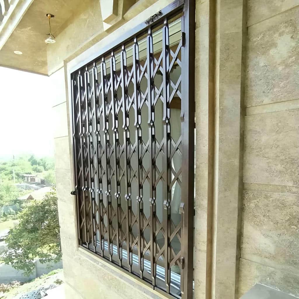 خرید درب ریلی آکاردئونی کم جا متناسب با ورودی در شیراز خرید درب ریلی آکاردئونی کم جا متناسب با ورودی در شیراز