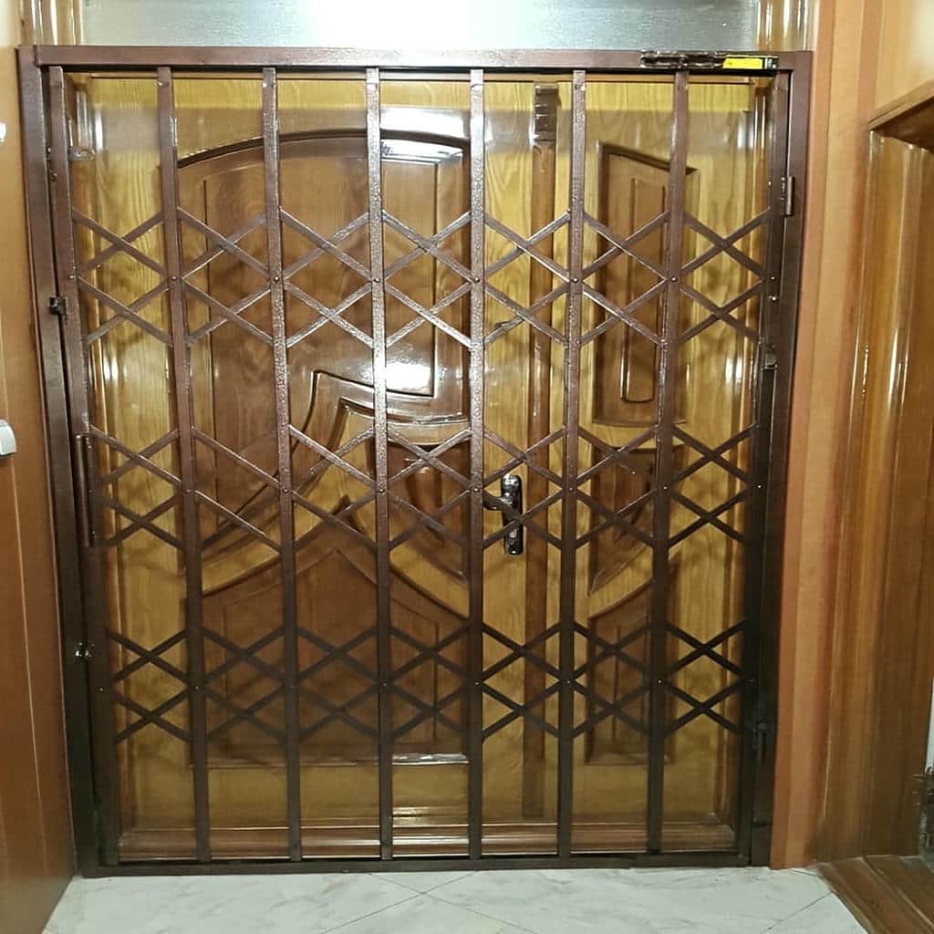 تولید درب آکاردئونی طرح دار لوزی با پرچ منظم در شیراز