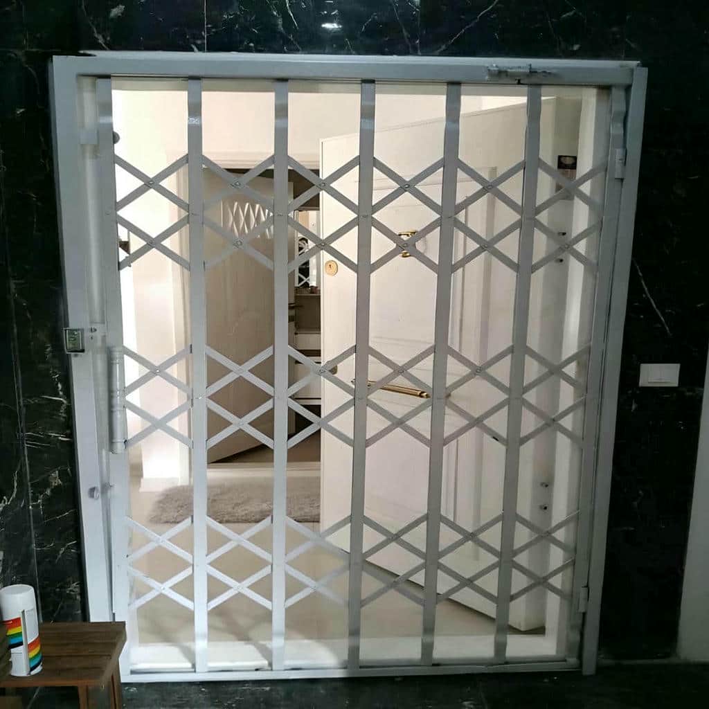 12 مدل درب آکاردئونی شیک قفل دار در شیراز