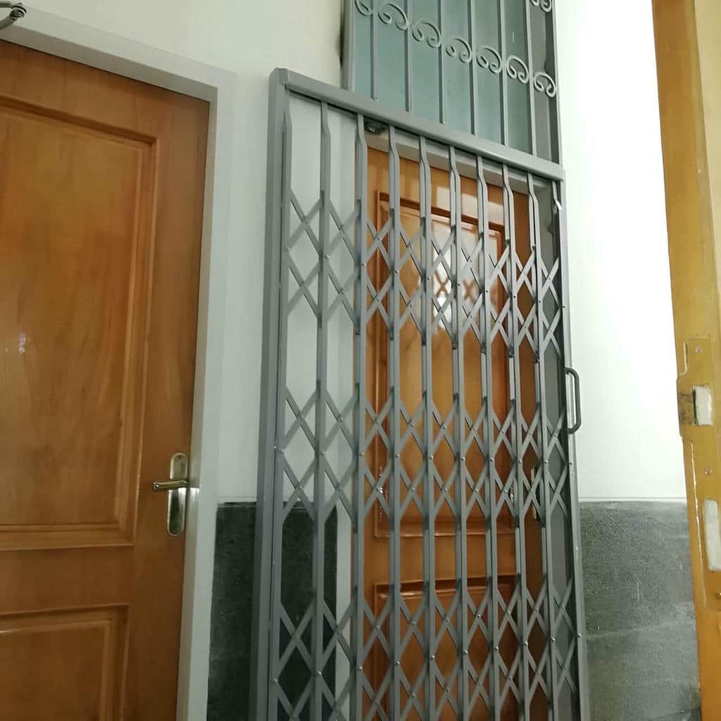 قیمت حفاظ آکاردئونی دو جداره ورودی با تسمه فلزی در شیراز