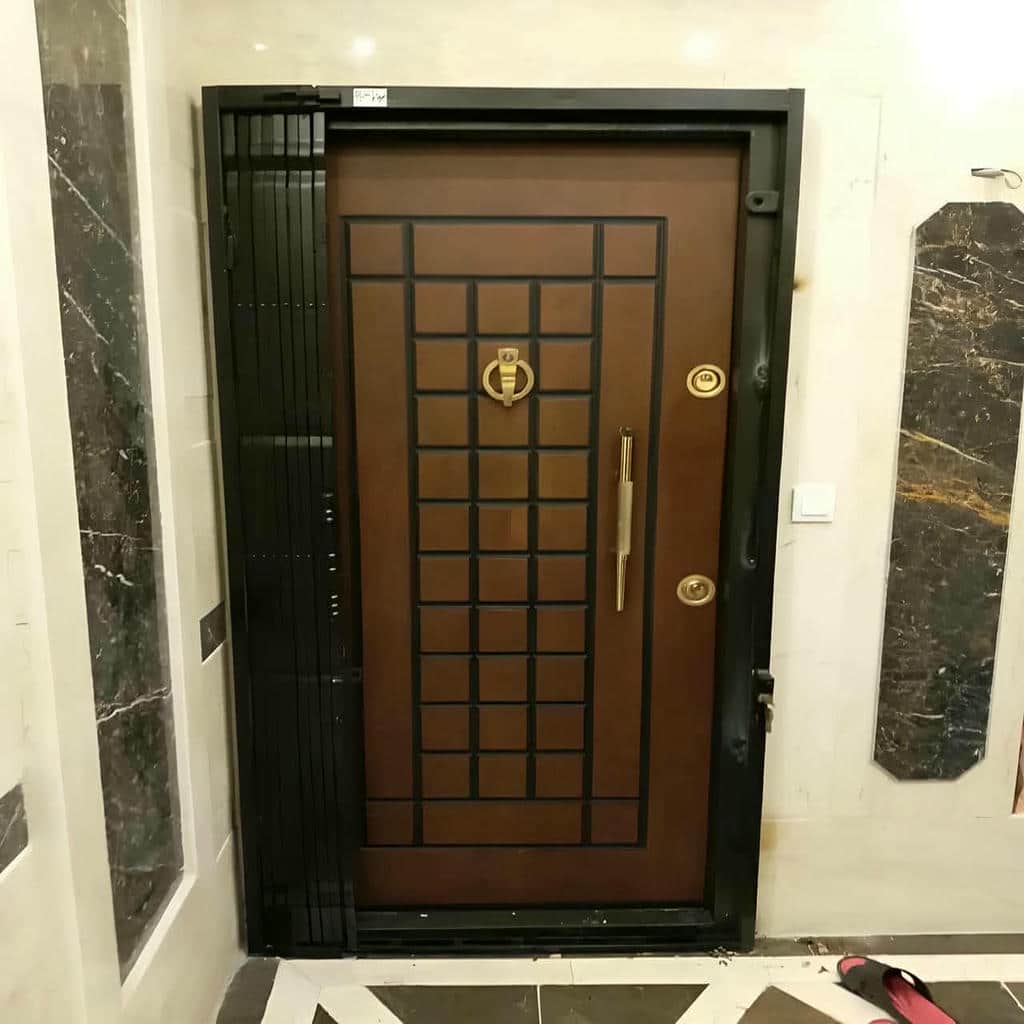 ساخت درب آکاردئونی طرح دار لوزی با تسمه فلزی در شیراز