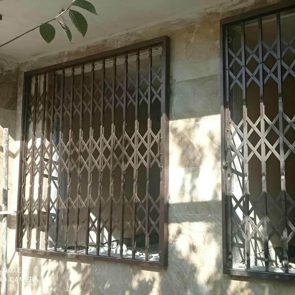 خرید درب آکاردئونی سلطنتی گل دار برای ورودی در شیراز