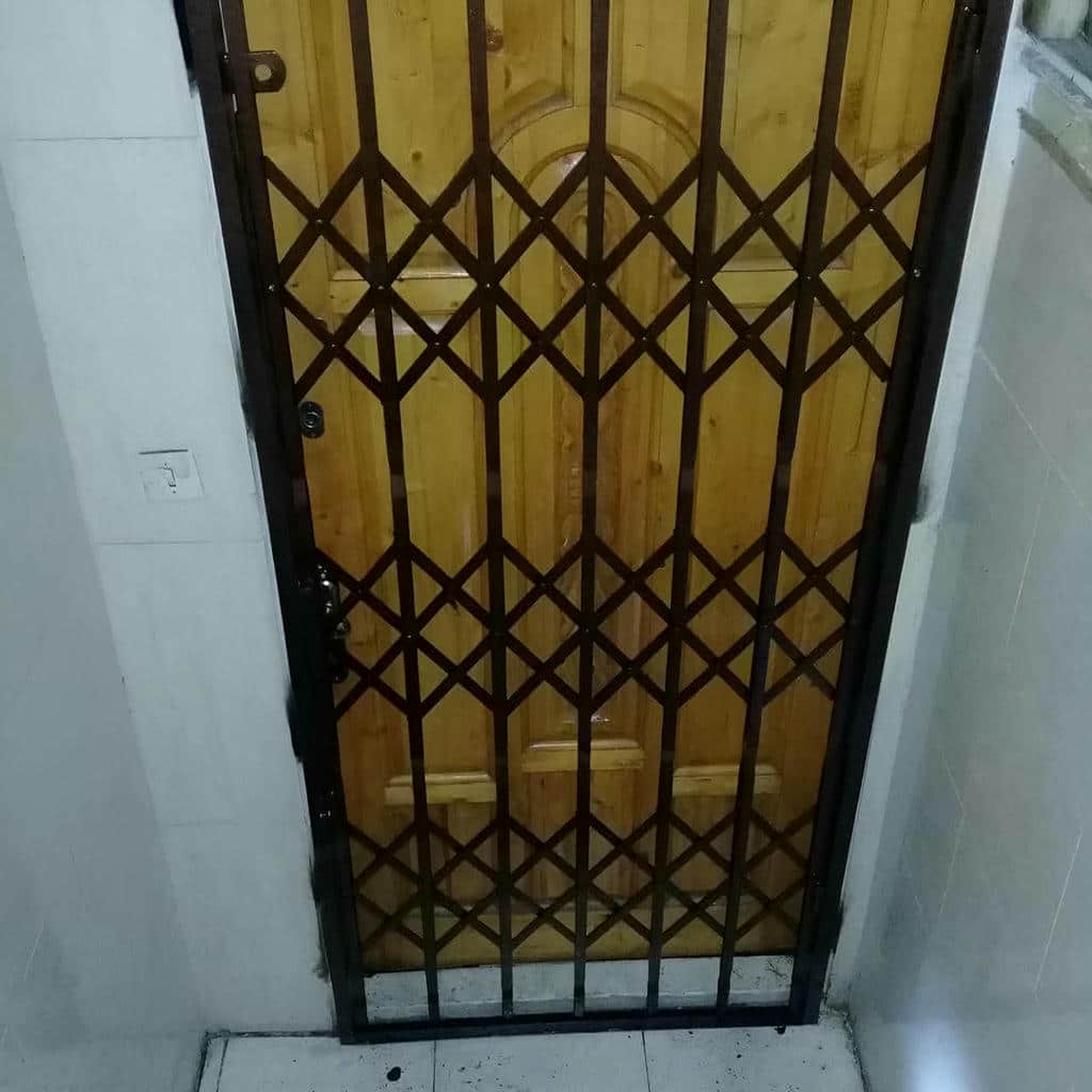 قیمت درب آکاردئونی برای واحد اداری با شبکه متراکم در شیراز قیمت درب آکاردئونی برای واحد اداری با شبکه متراکم در شیراز