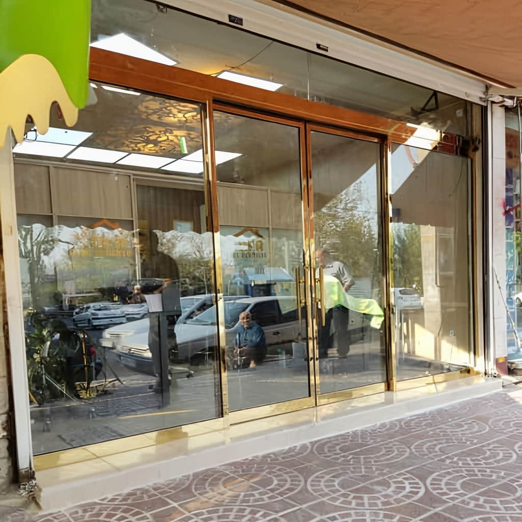 سفارش درب اتوماتیک شیشه ای گردان چهار باله لابی در شیراز