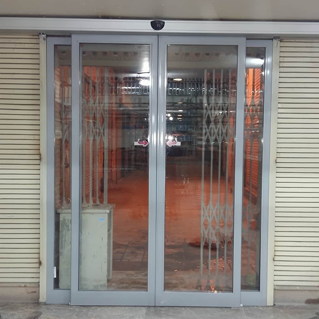 خدمات سنسور درب اتوماتیک شیشه ای حرکتی برای فروشگاه در شیراز