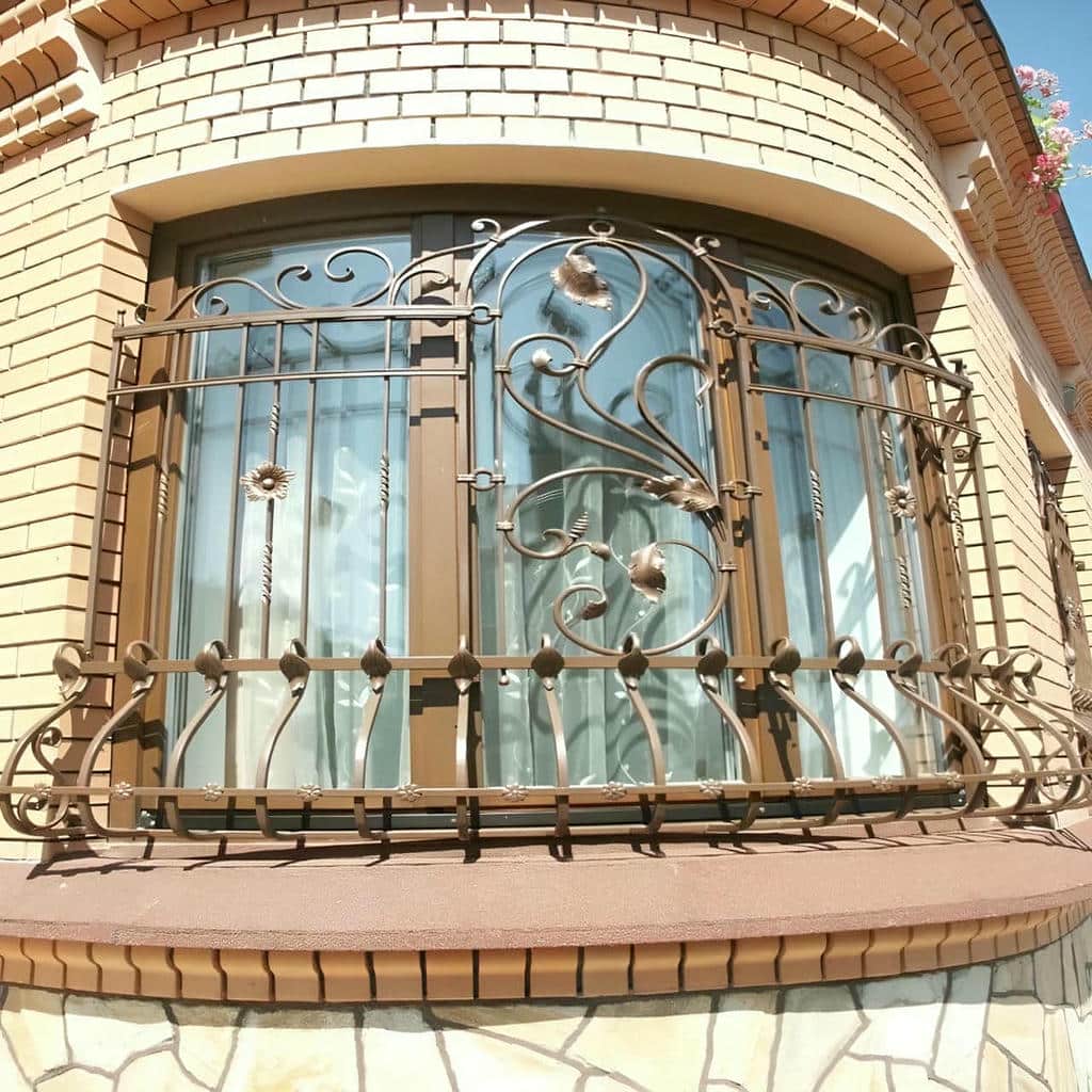 حفاظ پنجره مدرن شبکه هندسی با طرح نامتقارن برای خانه در شیراز