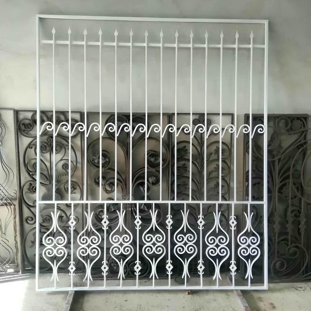 خرید حفاظ پنجره دوجداره ضد سرقت با خطوط عمودی در شیراز