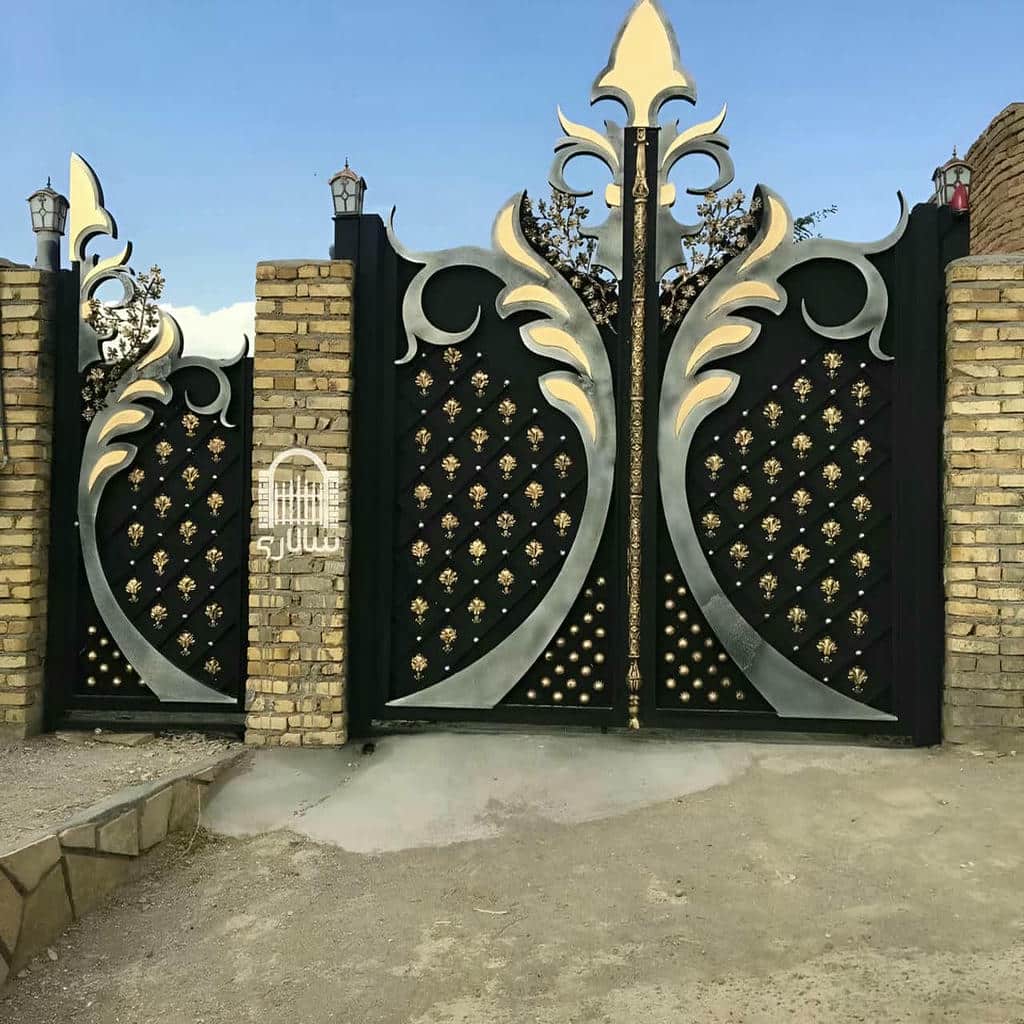ساخت درب پارکینگ شاسی فلزی تقویت شده برای دهانه بزرگ در شیراز