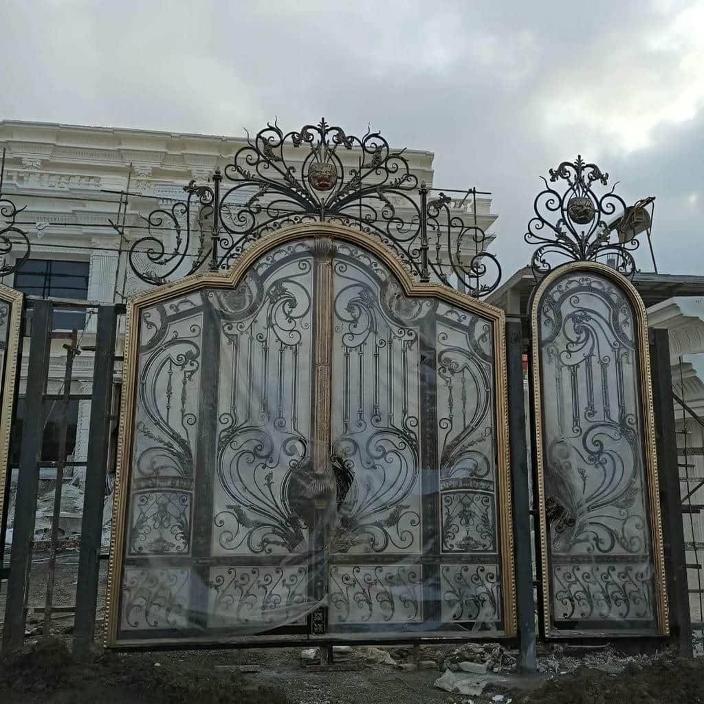 راهنمای خرید درب حیاط قاب فلزی متناسب با ابعاد ورودی در شیراز راهنمای خرید درب حیاط قاب فلزی متناسب با ابعاد ورودی در شیراز