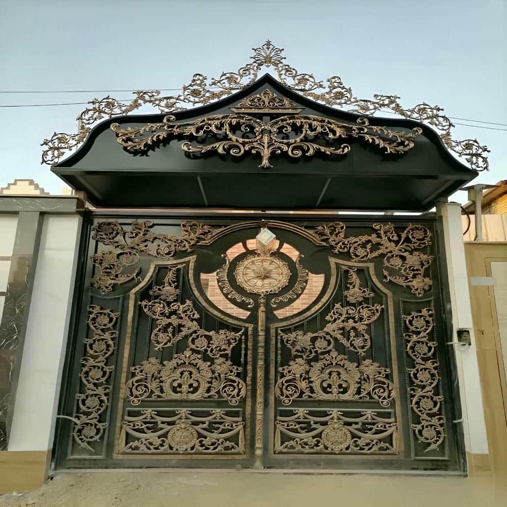 خدمات درب فلزی CNC حیاط برای ورودی ساختمان در شیراز