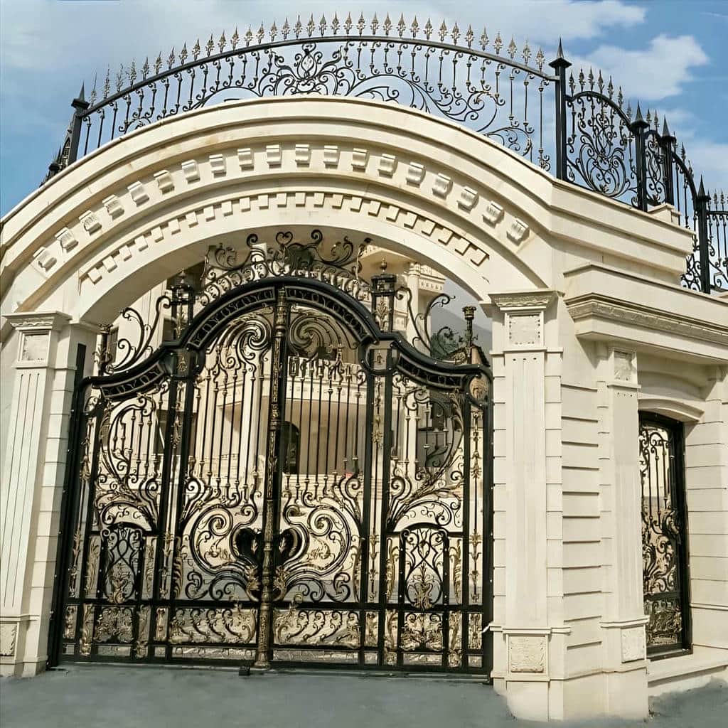 اجرای درب فلزی طرح چوب کاملاً پوشیده در شیراز