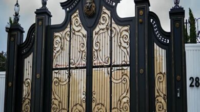10 مدل درب پارکینگ ویلایی دو لنگه در شیراز