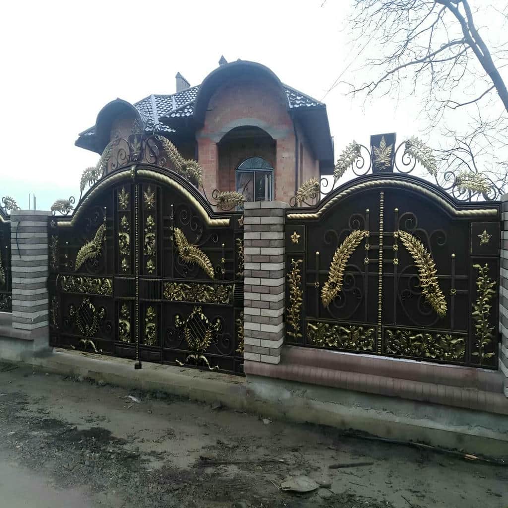 سفارش درب ویلایی مینیمال خطی مناسب جک پارکینگی در شیراز