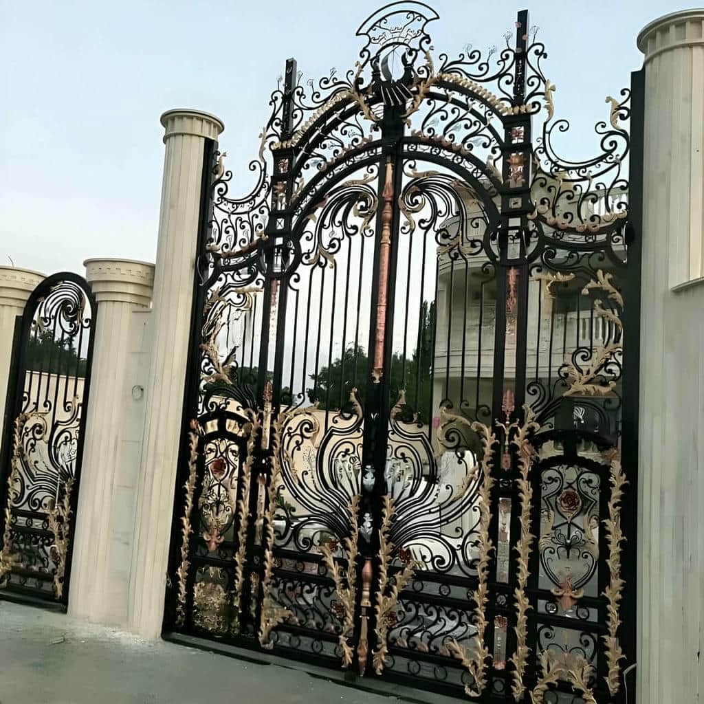 اجرای درب باغ فلزی لولایی حصاری در شیراز