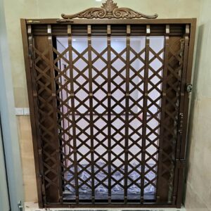 11 مدل درب آکاردئونی پنج گل دوبل در شیراز