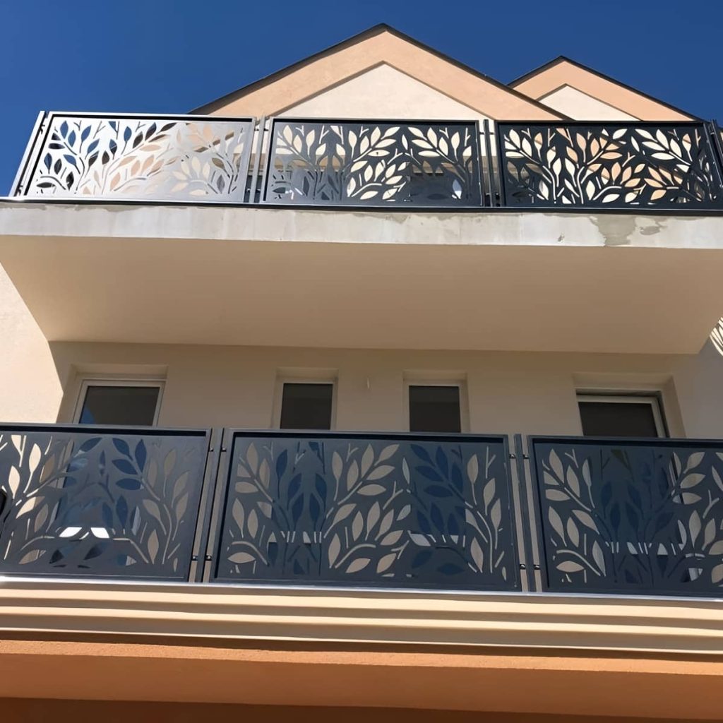 حفاظ بالکن شیراز مدل ساده مدرن