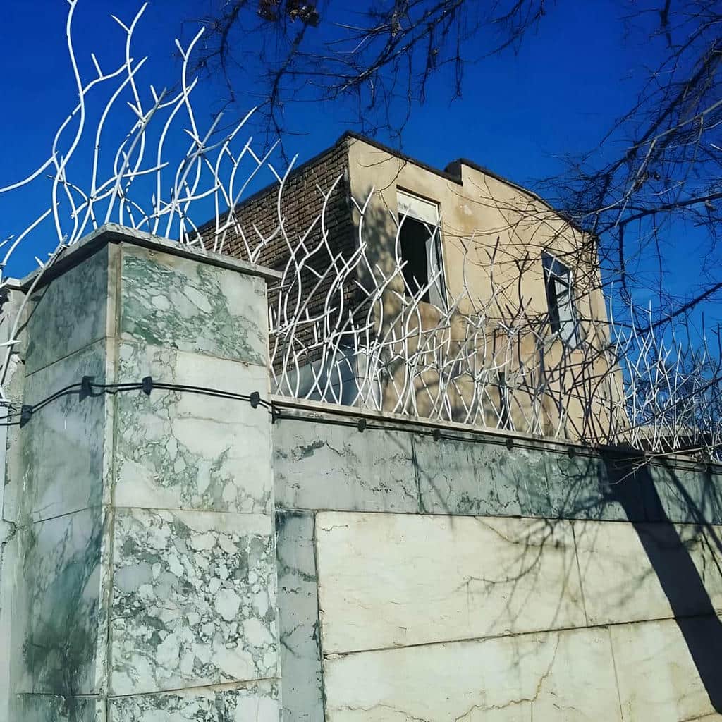 حفاظ شاخ گوزنی طرح اف رنگ کوره ای