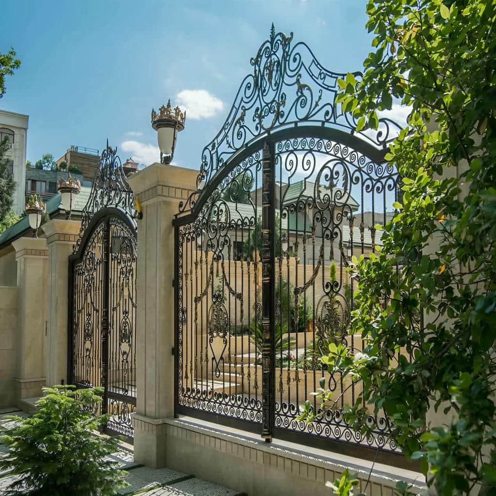 درب آهنی باغ شیراز طرح کلاسیک