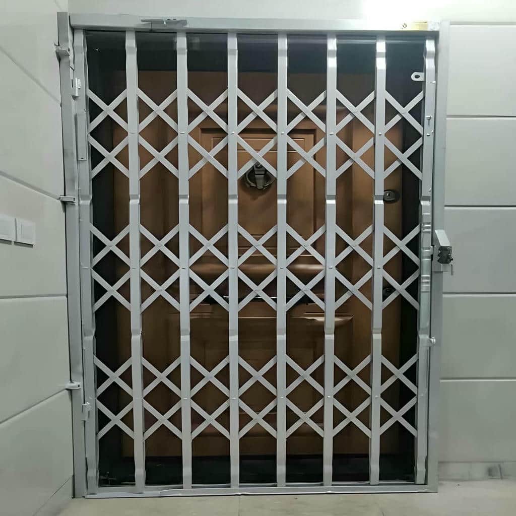 درب آکاردئونی آماده هماهنگی اجرای تخصصی
